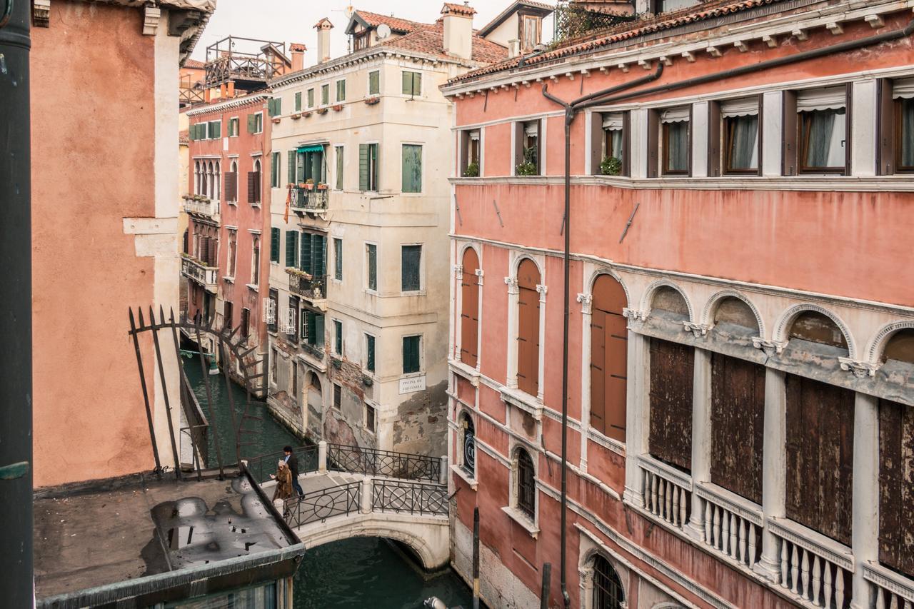 La Fenice Double Canal view Venecia Exterior foto